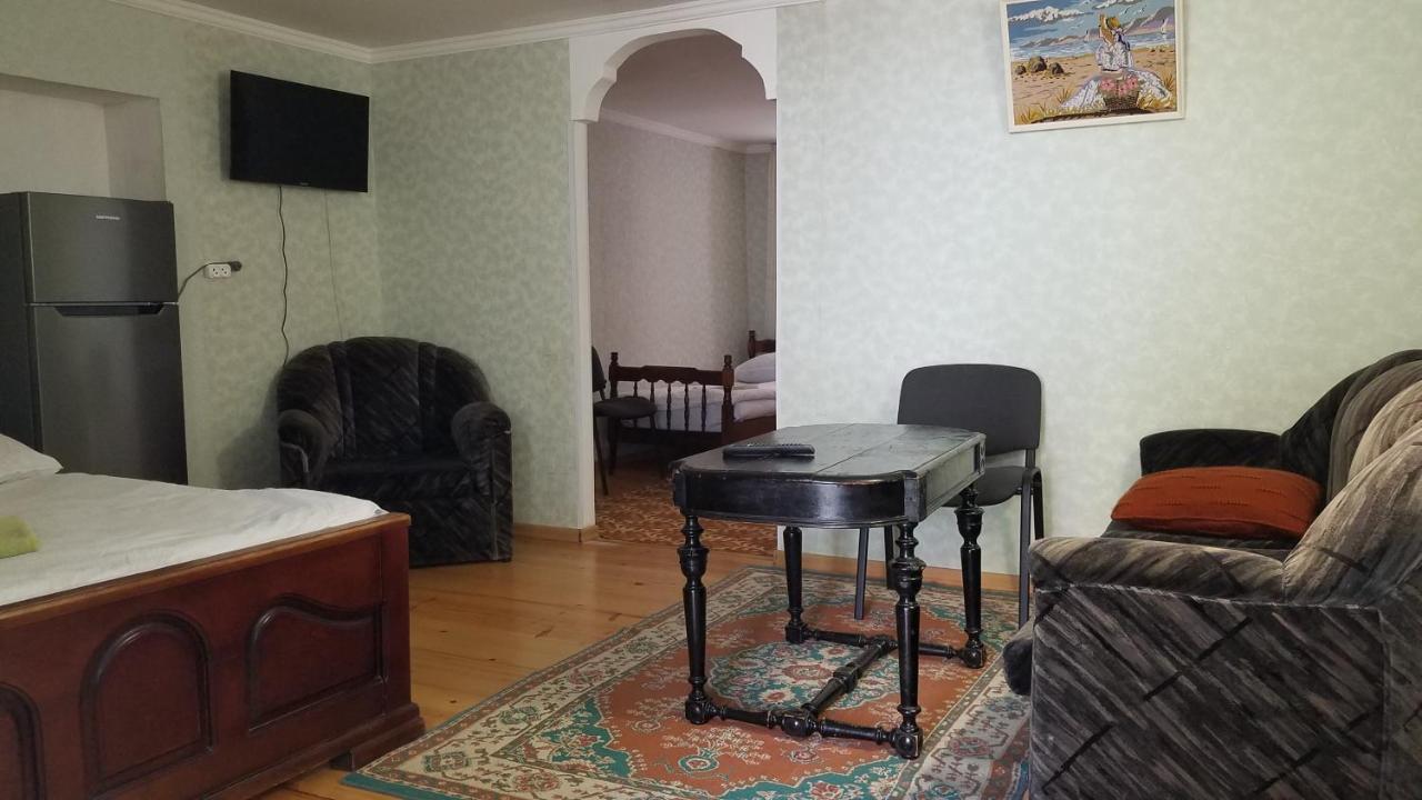 Guest House Green Rose Borjomi Eksteriør billede