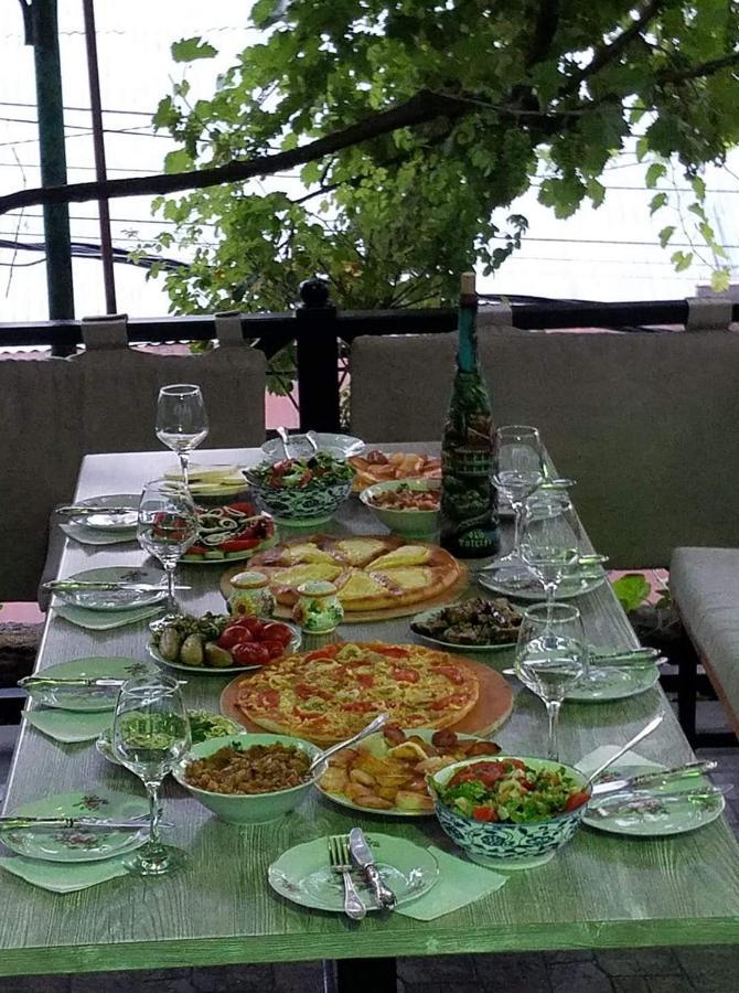 Guest House Green Rose Borjomi Eksteriør billede