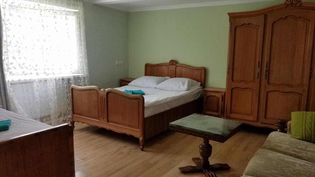 Guest House Green Rose Borjomi Eksteriør billede